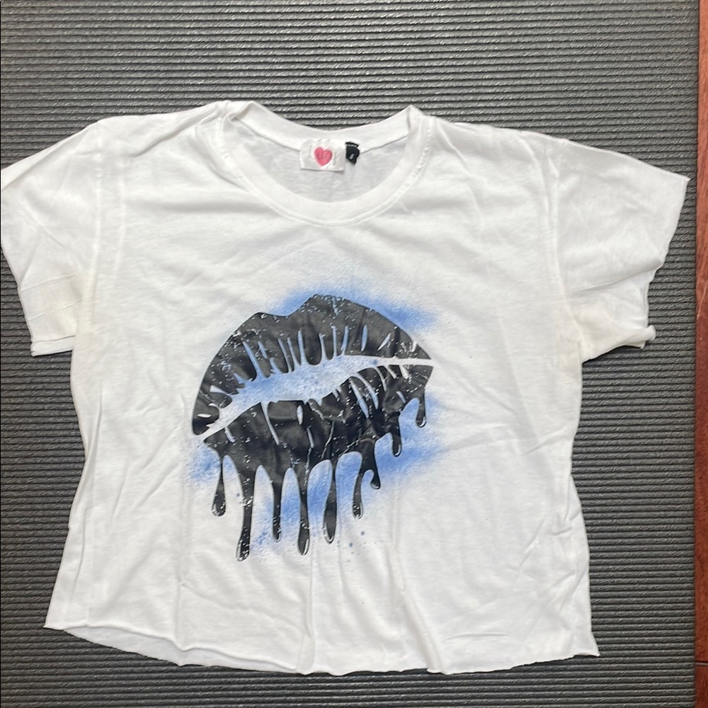 Lucy White Tee with Black Lips Design